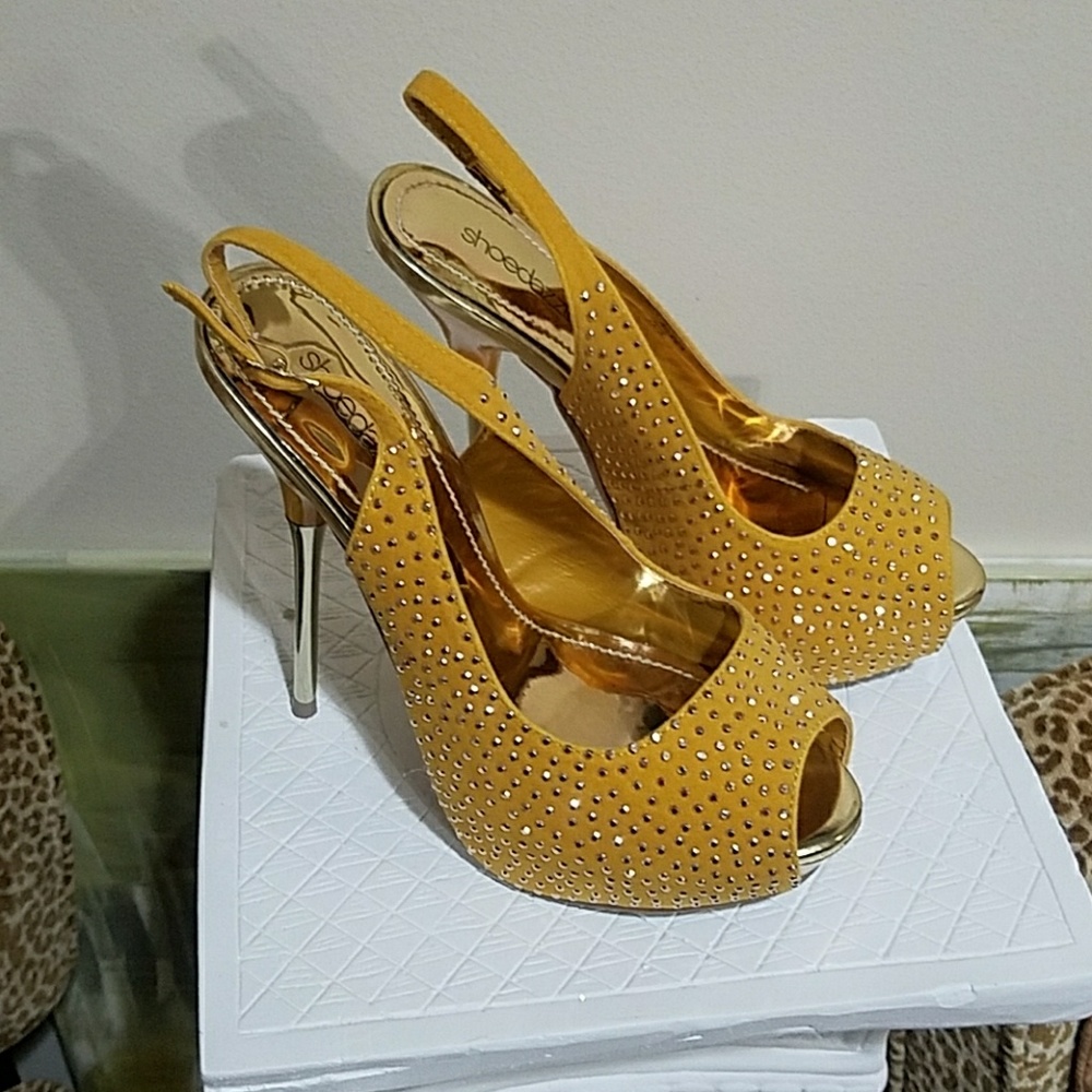 Sling Back Studded, Never Worn